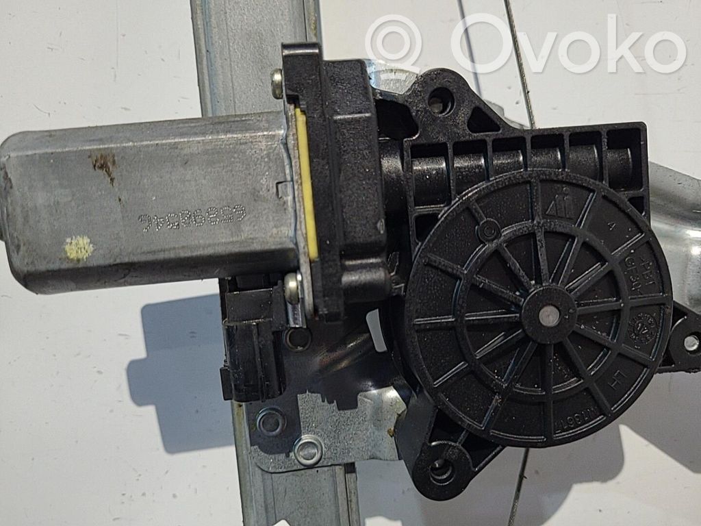 Dacia Sandero Alzacristalli della portiera posteriore con motorino