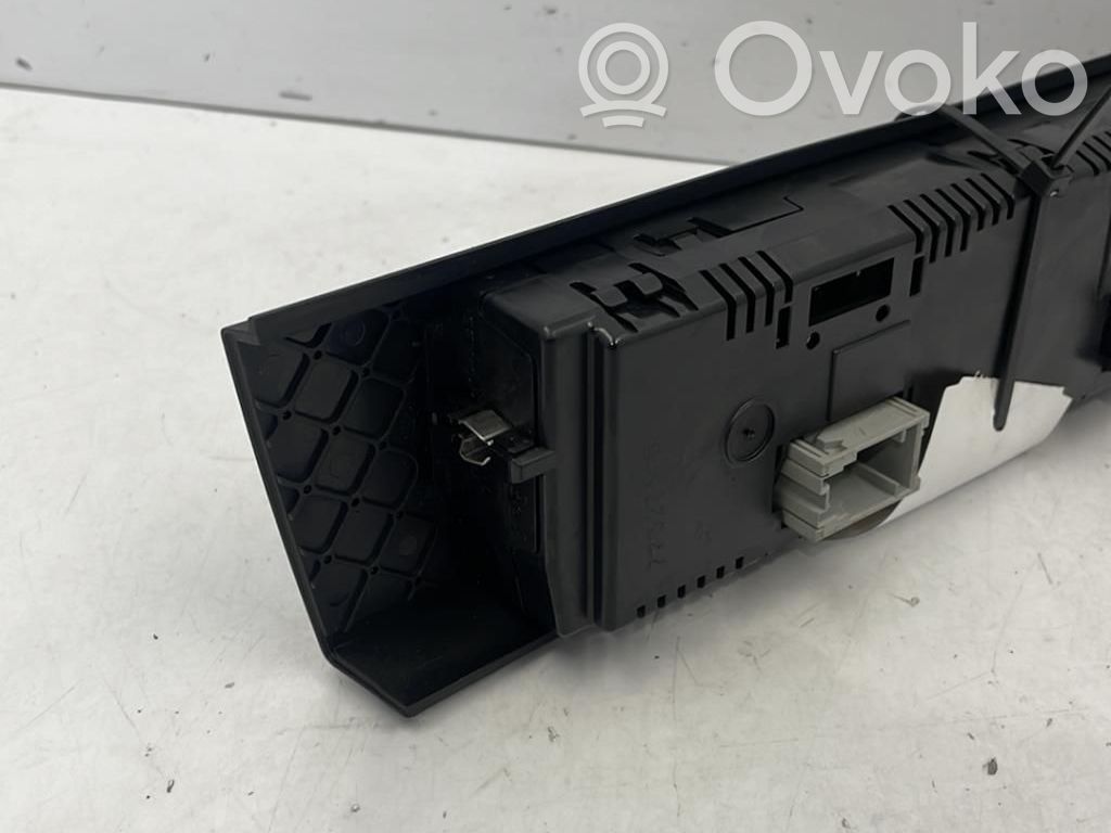 BMW 3 E92 E93 Climate control unit 