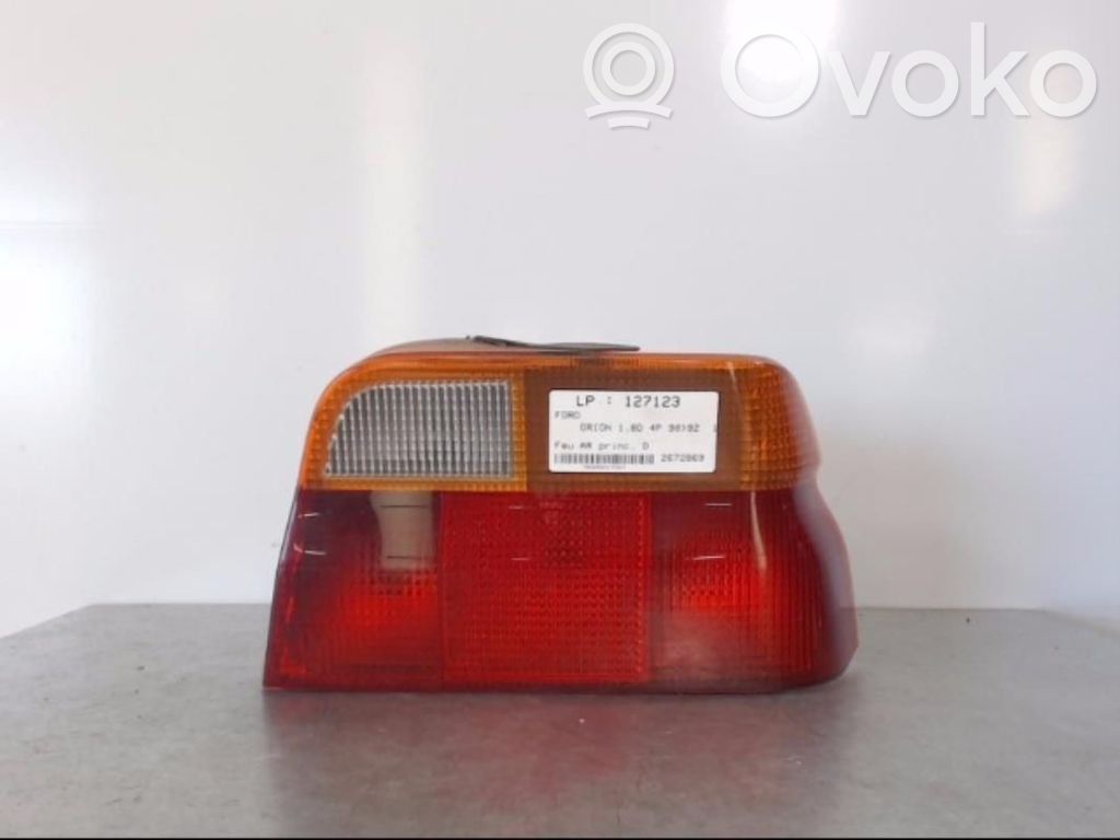 Ford Orion Aizmugurējais lukturis virsbūvē 