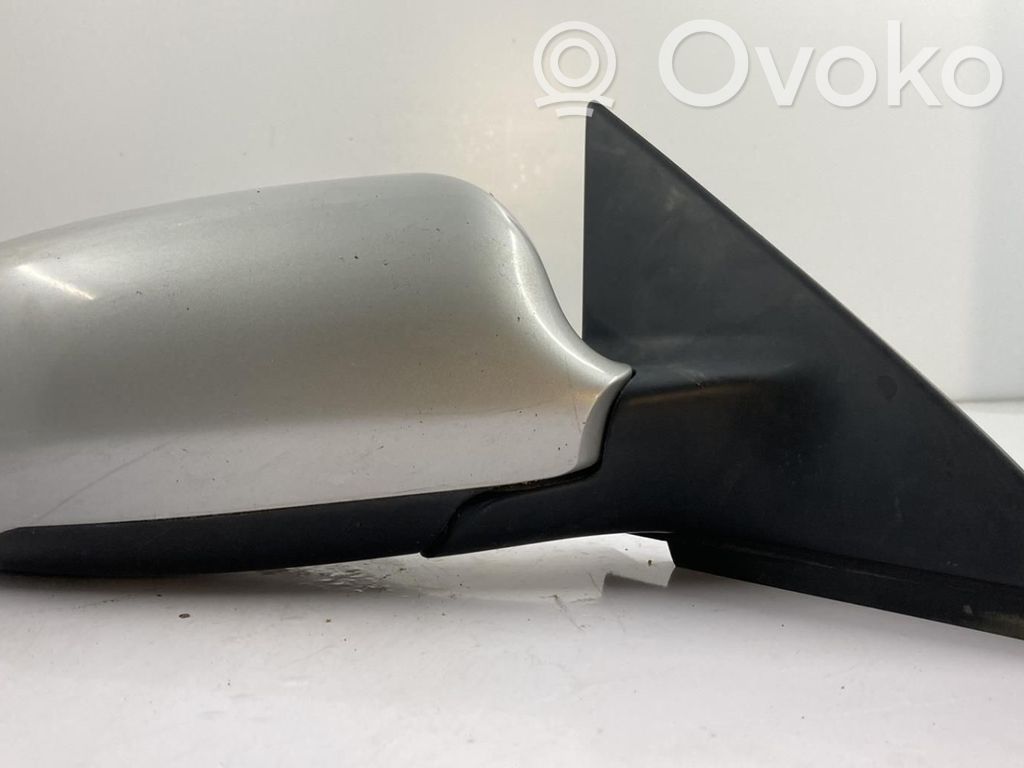 Audi A6 S6 C5 4B Manualne lusterko boczne drzwi przednich 