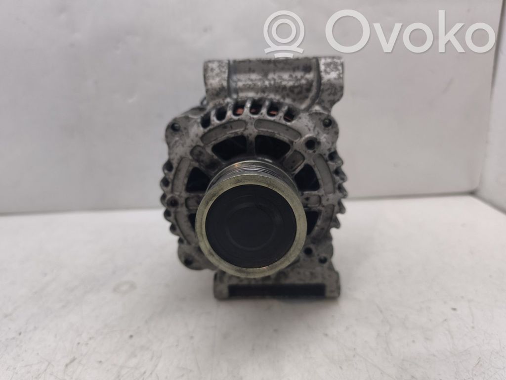 Opel Astra J Alternador 