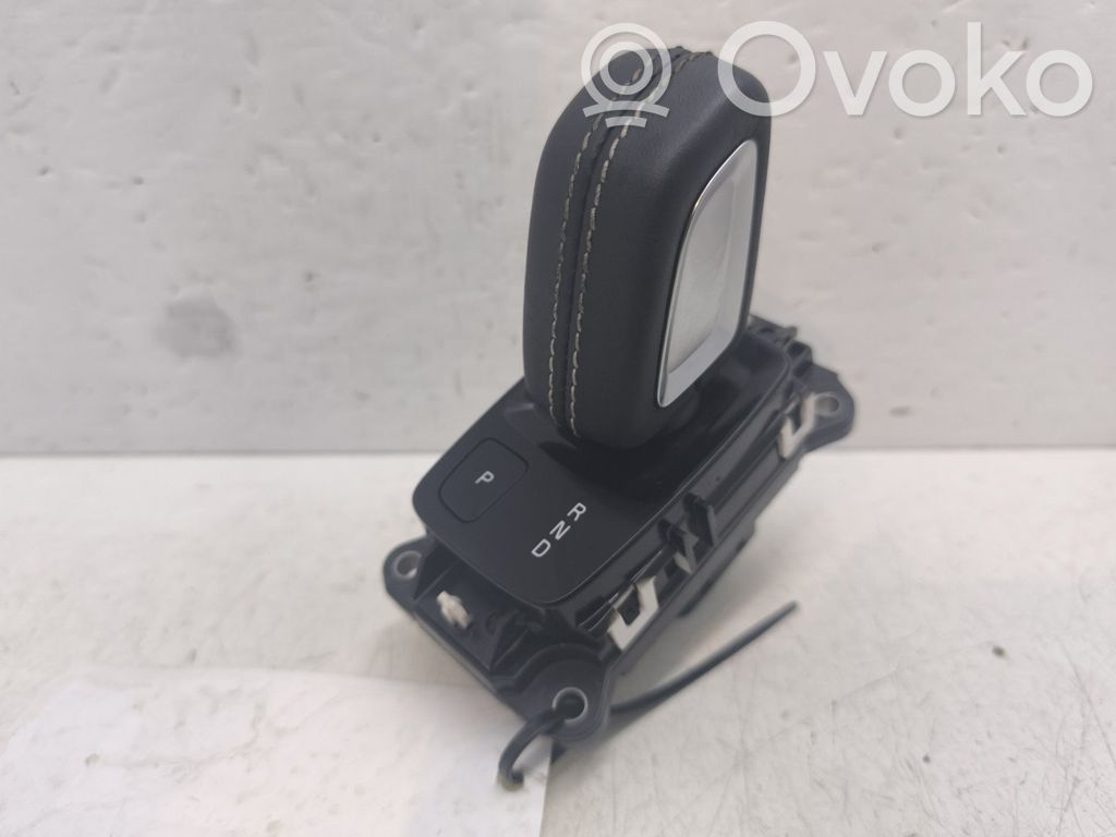 Volvo XC40 Pavarų perjungimo mechanizmas (kulisa) 