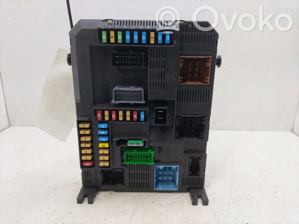 Peugeot 2008 I BSM Control unit 