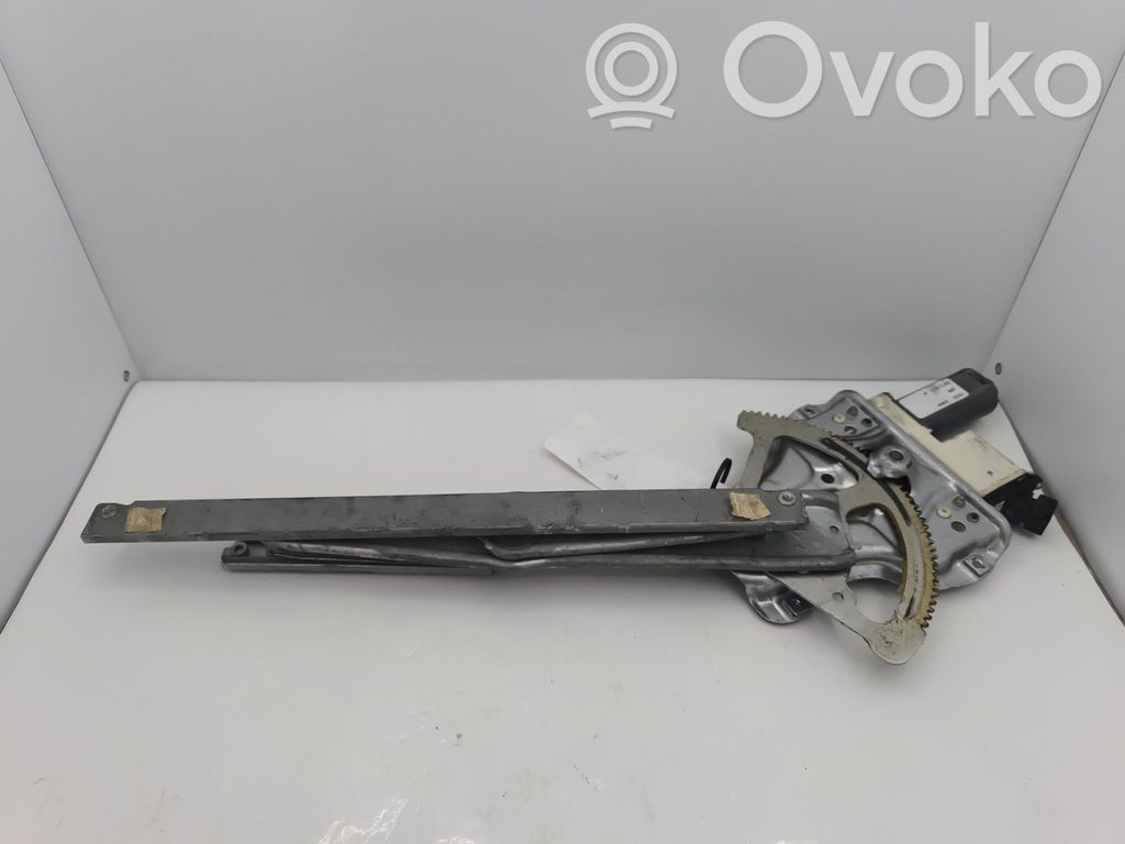 Toyota Corolla E120 E130 Macara ușă față cu motor 