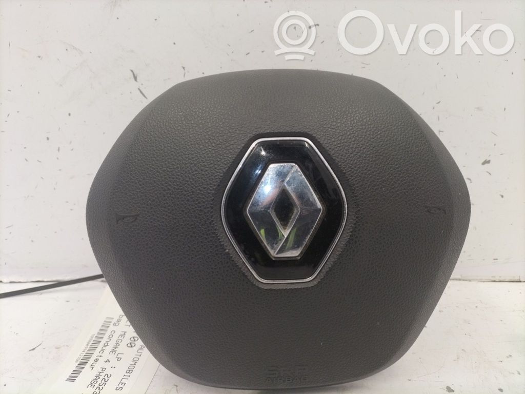 Renault Megane IV Ohjauspyörän turvatyyny 