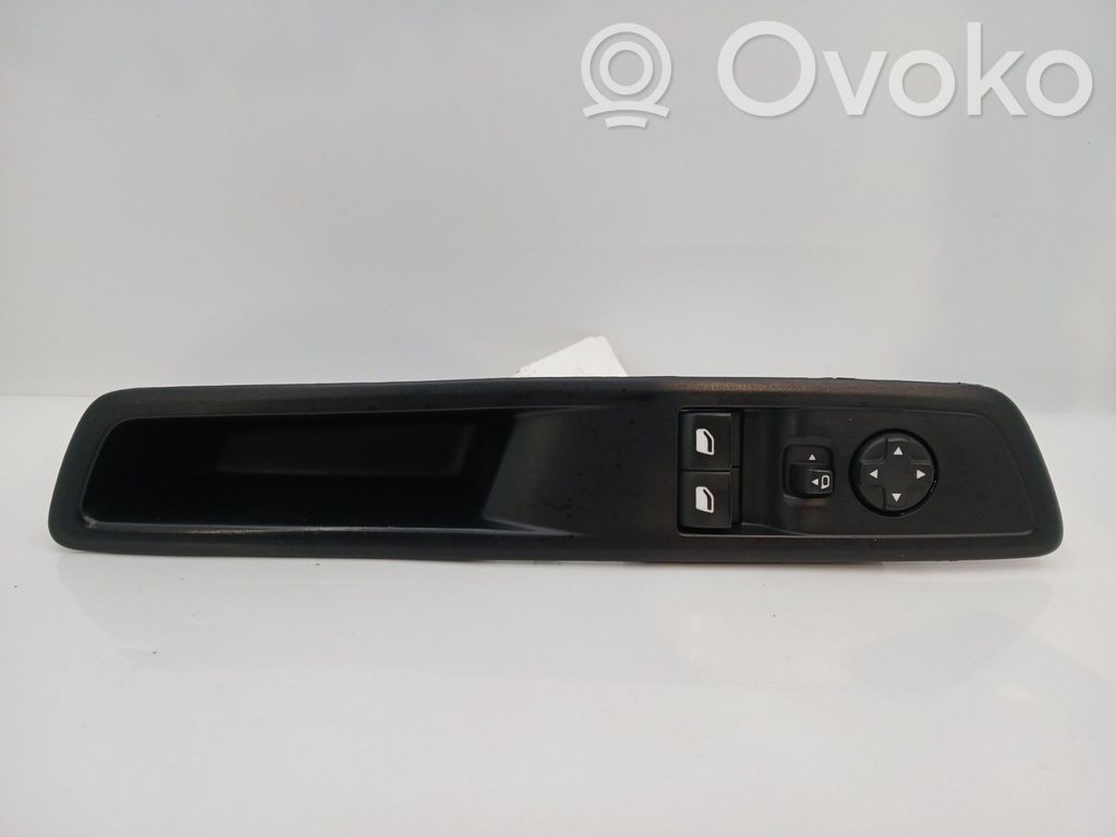 Electric window control switch   98329368ZD
