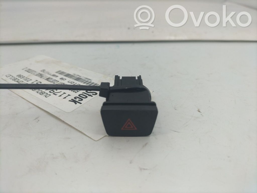 Hazard light switch   2656259
