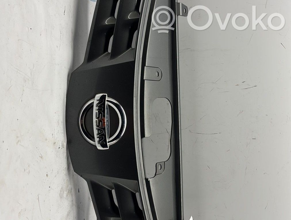 Front grill   623109U000