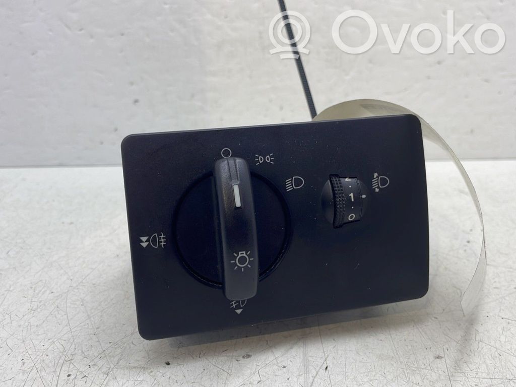 Ford Fusion Light switch 