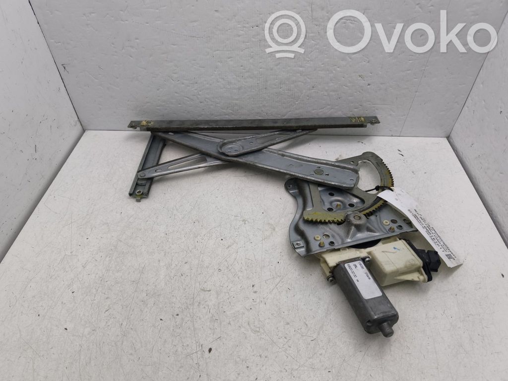 Toyota Corolla E120 E130 Regulador de puerta delantera con motor 