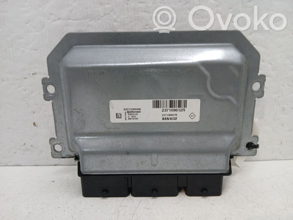 Dacia Sandero Engine control unit/module 