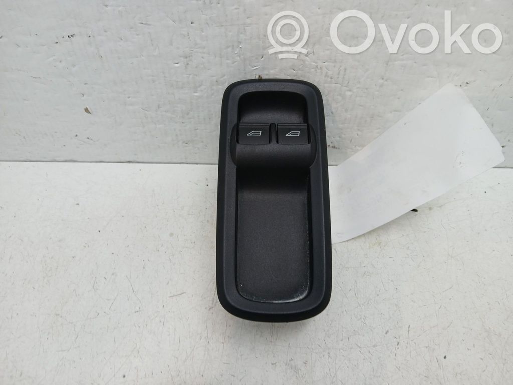 Ford Ka Electric window control switch 