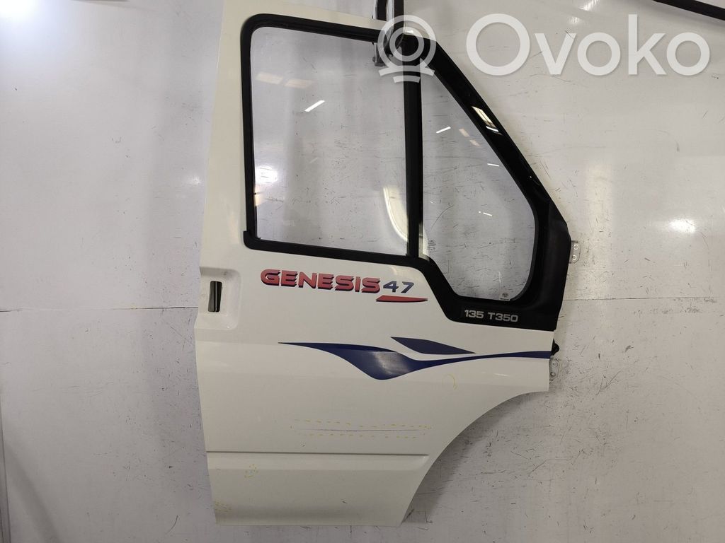 Priekinės durys   4703952