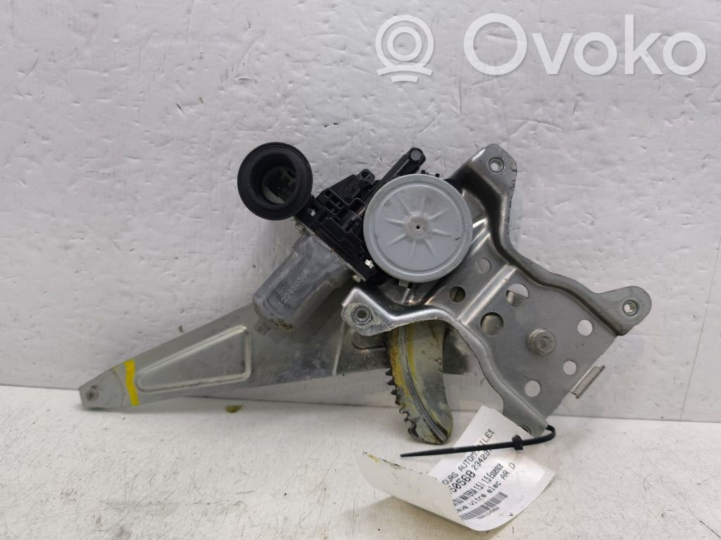 Elektryczny podnośnik szyby drzwi tylnych   69803B1040