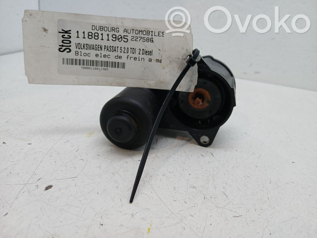 Volkswagen PASSAT B6 Module de commande de frein à main 