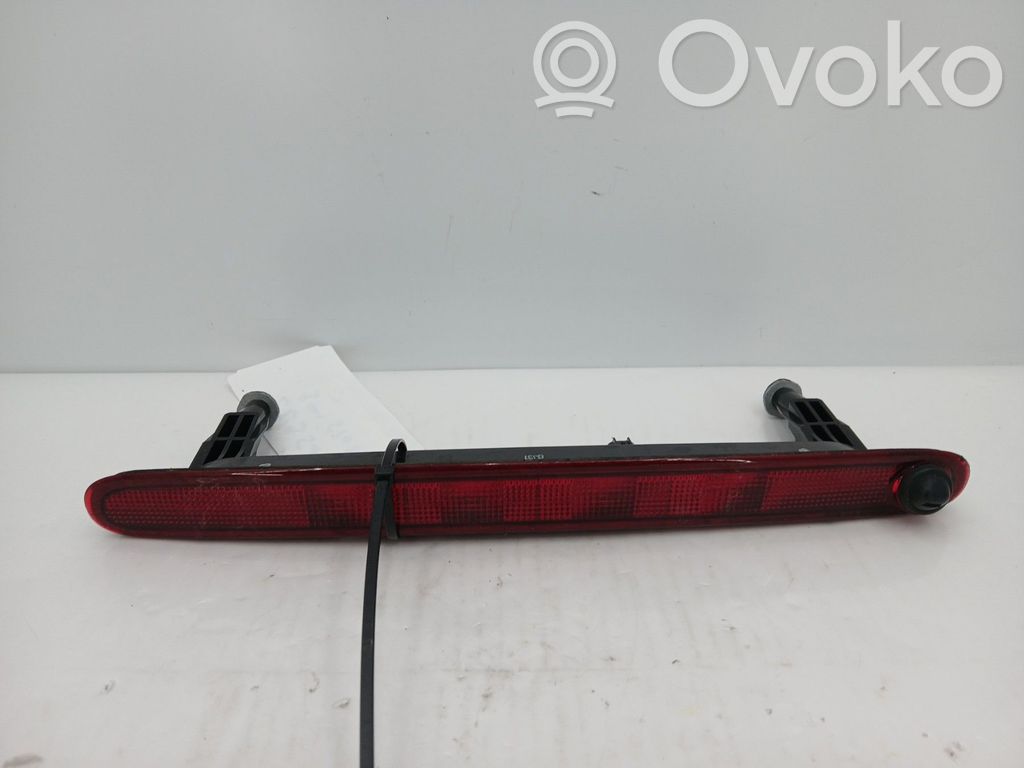 Suzuki Vitara (LY) Third/center stoplight 