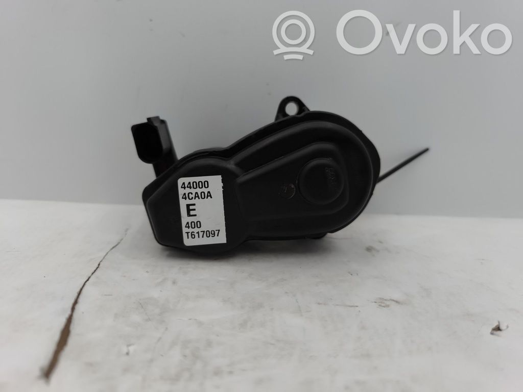 Nissan X-Trail T32 Modul de control frână de mână 