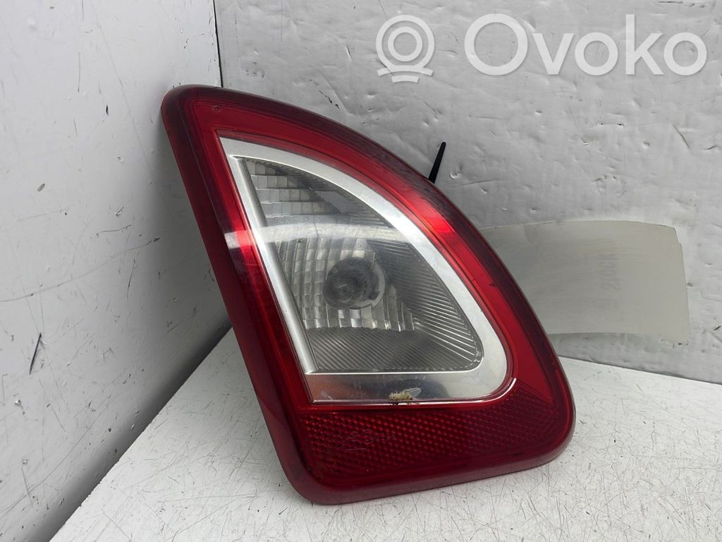 Renault Twingo II Luci posteriori del portellone del bagagliaio