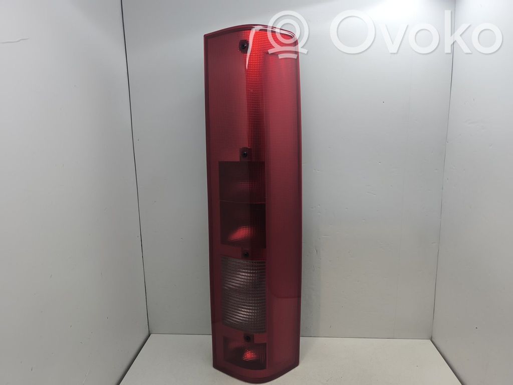 Lampa tylna   IV250