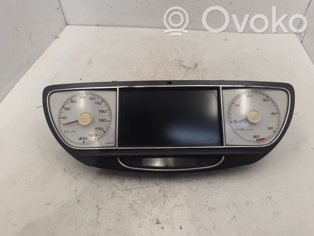 Peugeot 807 Screen/display/small screen 
