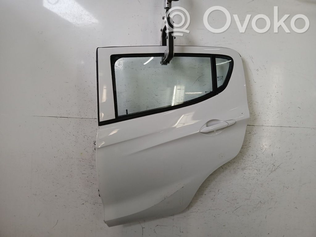 Opel Karl Galinės durys 