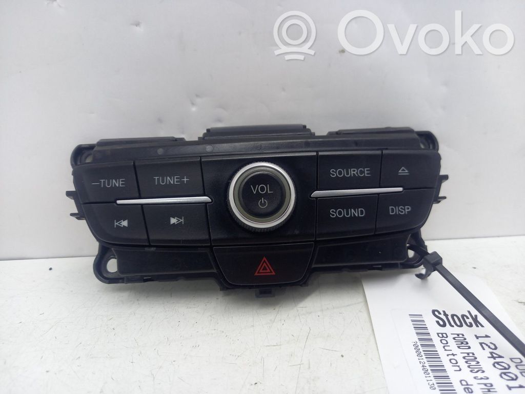 Ford Focus Hazard light switch 