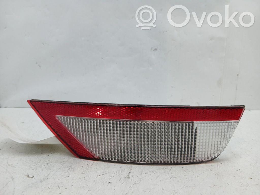 Rear bumper light   1505706