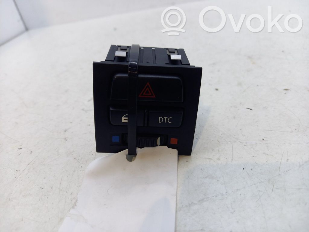 Schalter Warnblinkanlage   61319196714