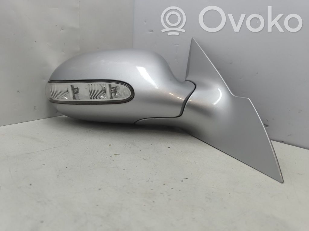 Mercedes-Benz CLK A209 C209 Oglindă exterioară manuală 