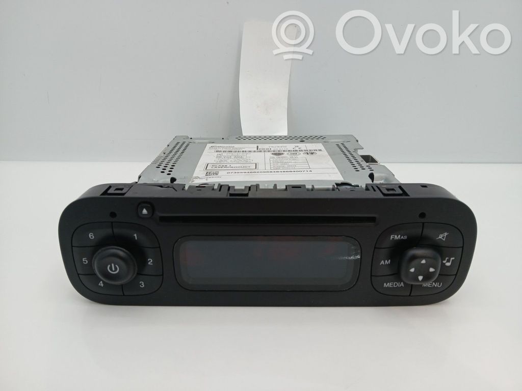 Fiat Panda III Panel / Radioodtwarzacz CD/DVD/GPS 
