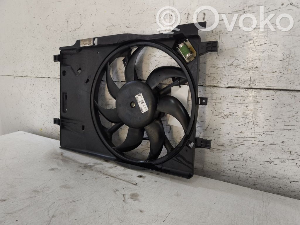 Opel Corsa E Elektrinis radiatorių ventiliatorius 