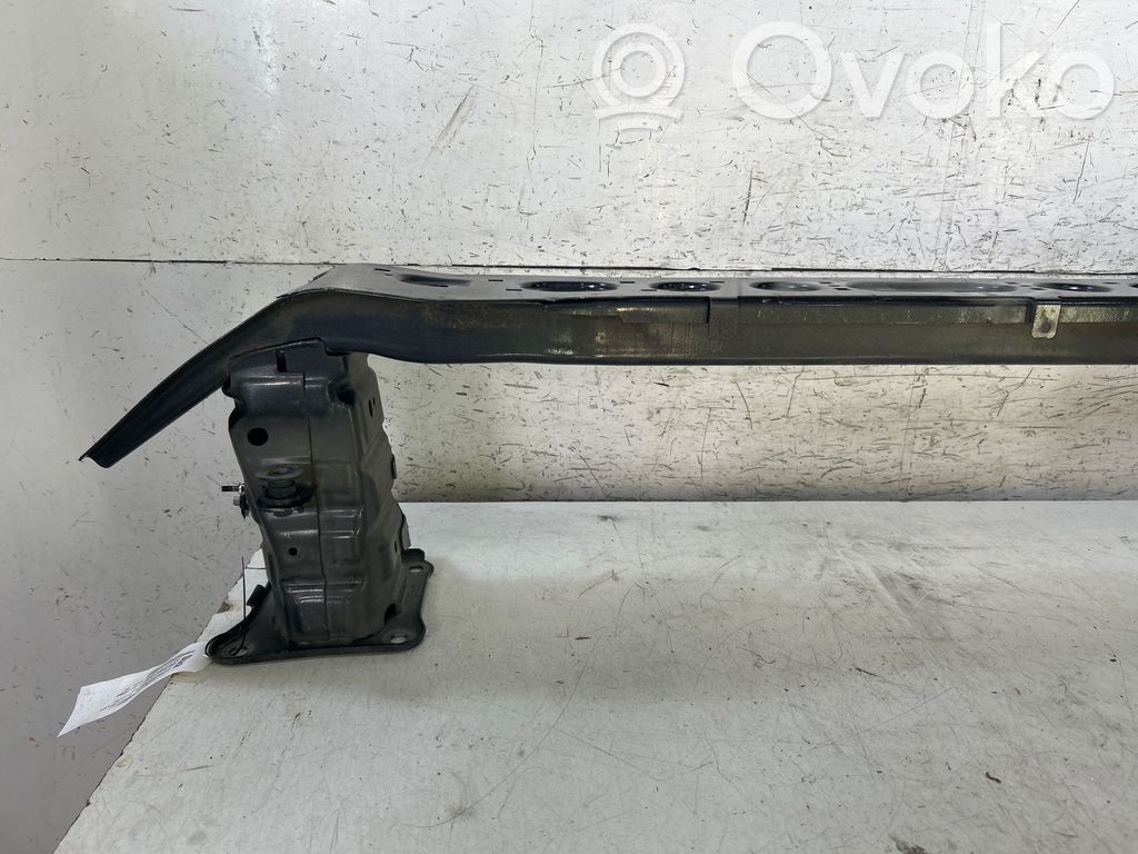 Ford Focus Priekšpusē bampera sija / balka 