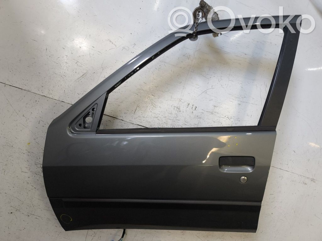 Puerta delantera   9002L8