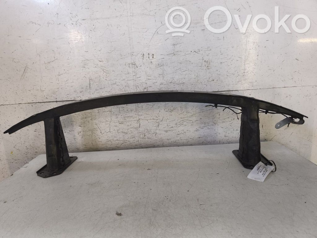 Priekšpusē bampera sija / balka   51117166584