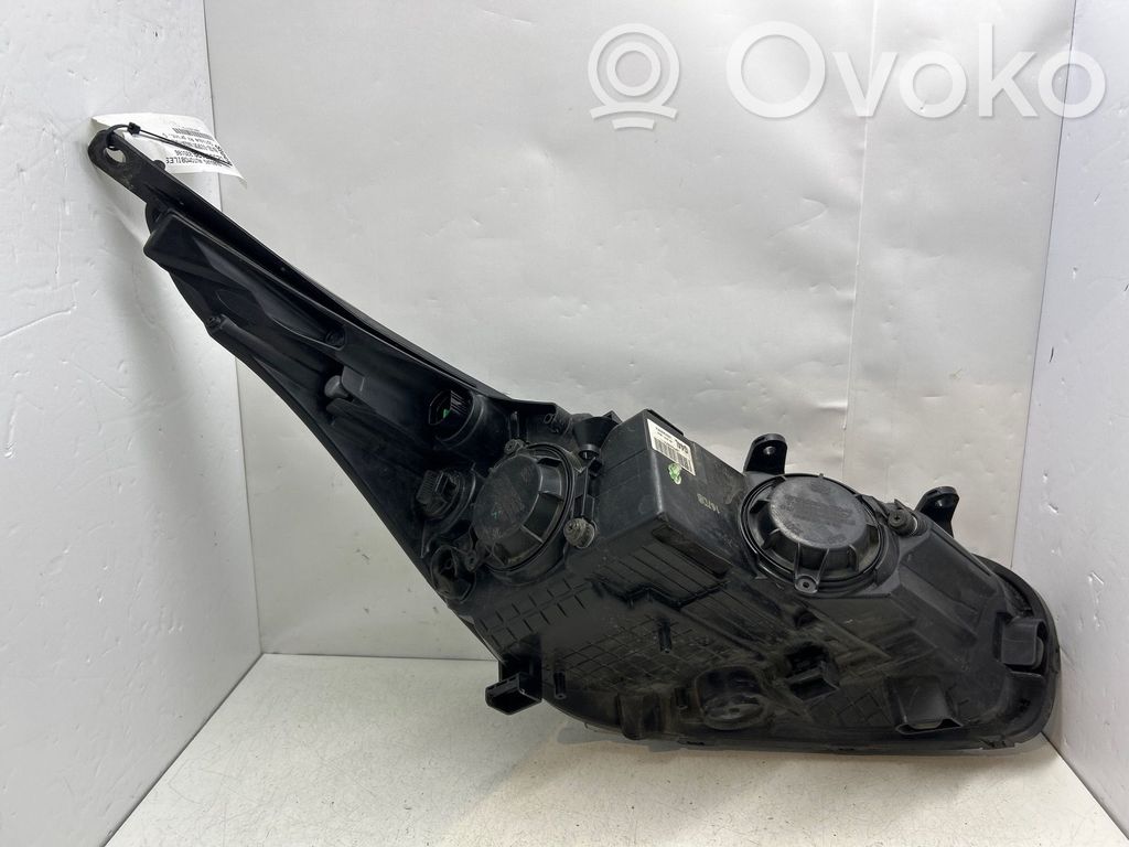 KIA Ceed Headlight/headlamp 