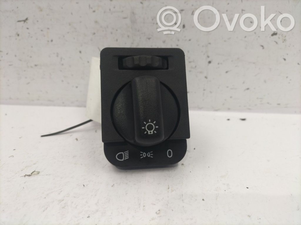 Light switch   90483063