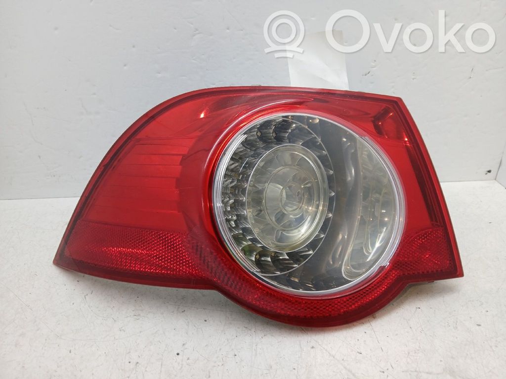 Takavalot   1Q0945095