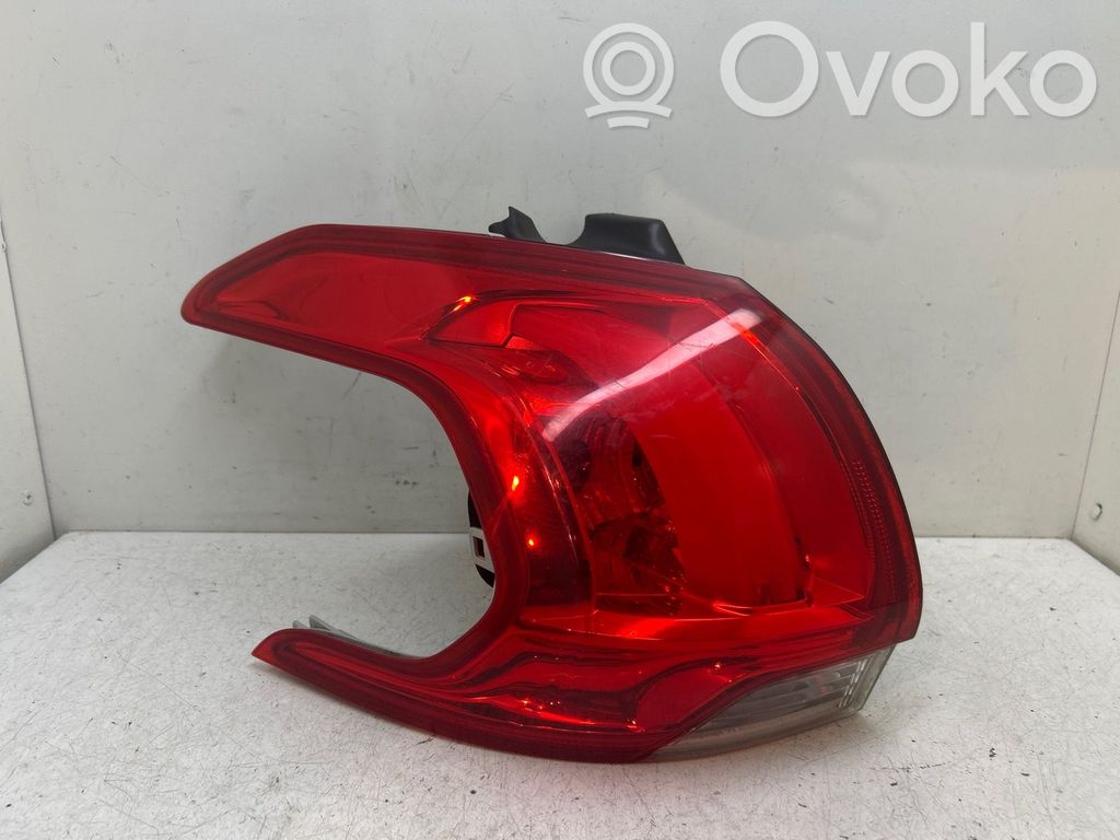 Peugeot 2008 I Luci posteriori 