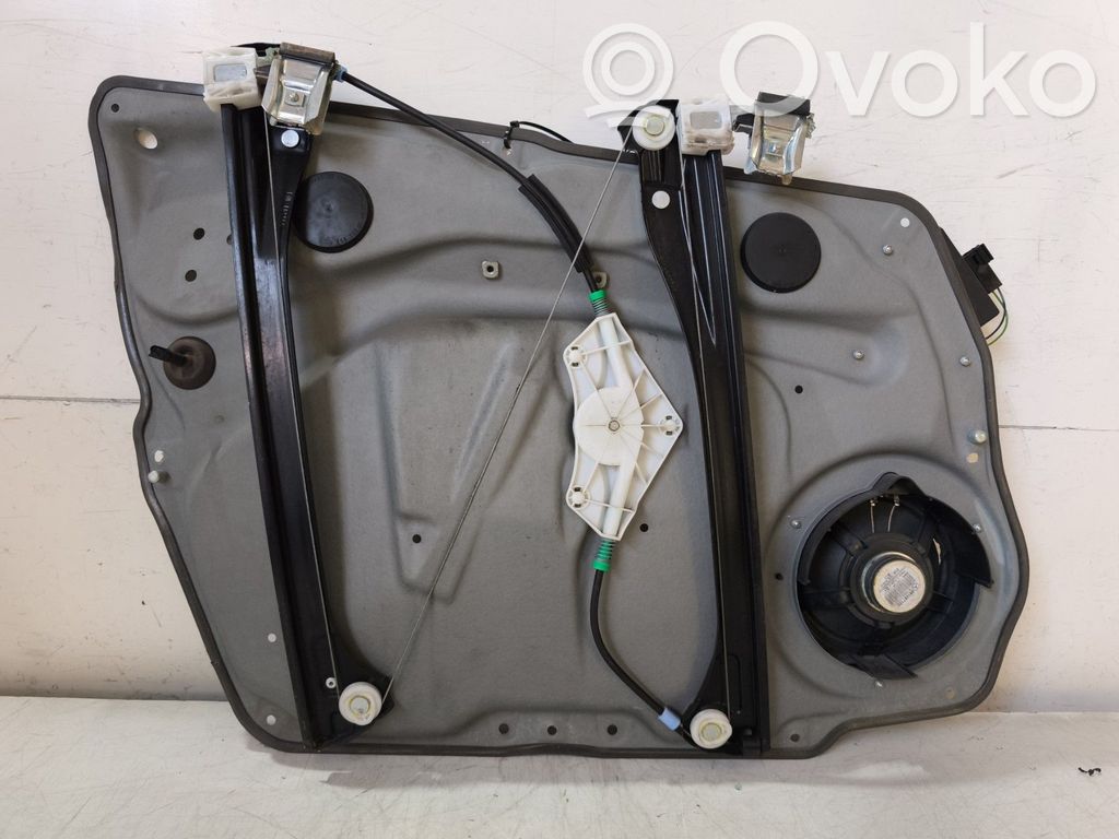 Mercedes-Benz B W245 Alzacristalli della portiera anteriore con motorino