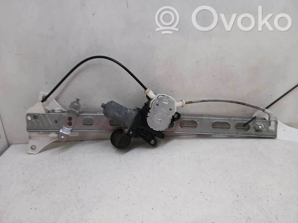 Suzuki SX4 Elektryczny podnośnik szyby drzwi przednich 