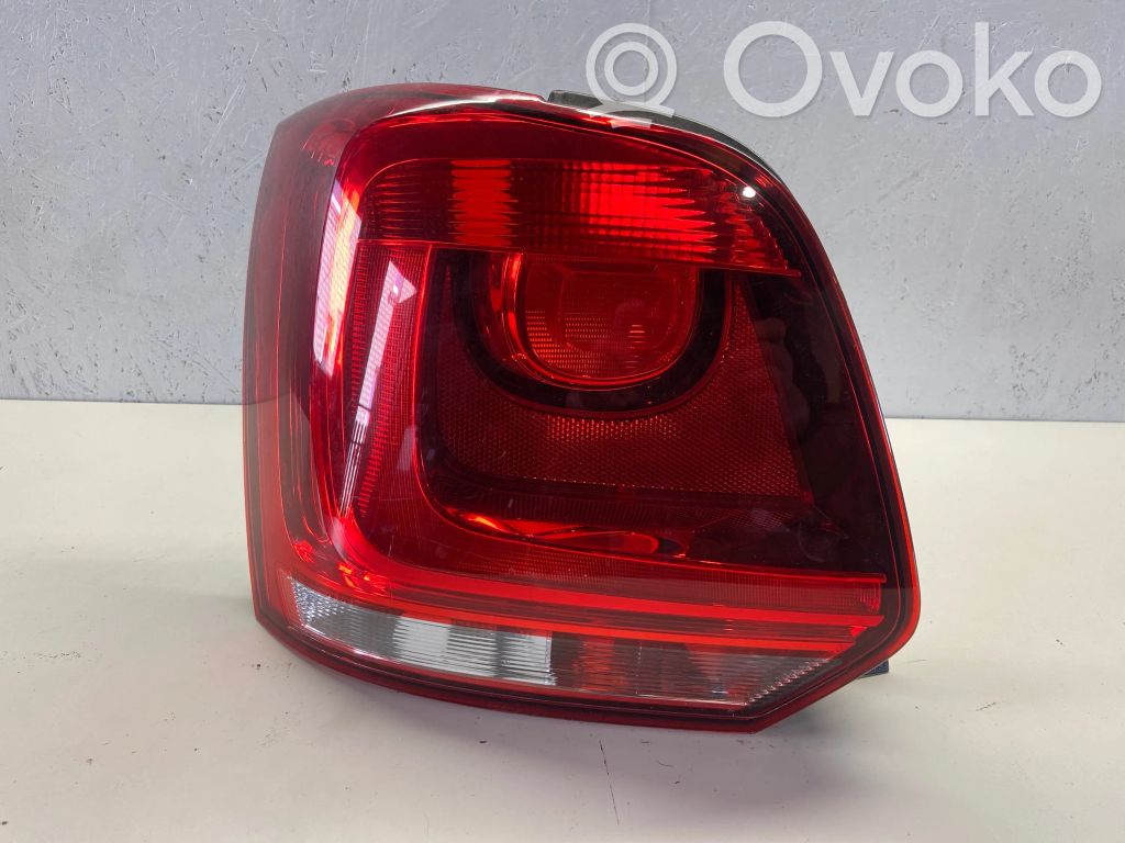 Volkswagen Polo V 6R Lampa tylna 