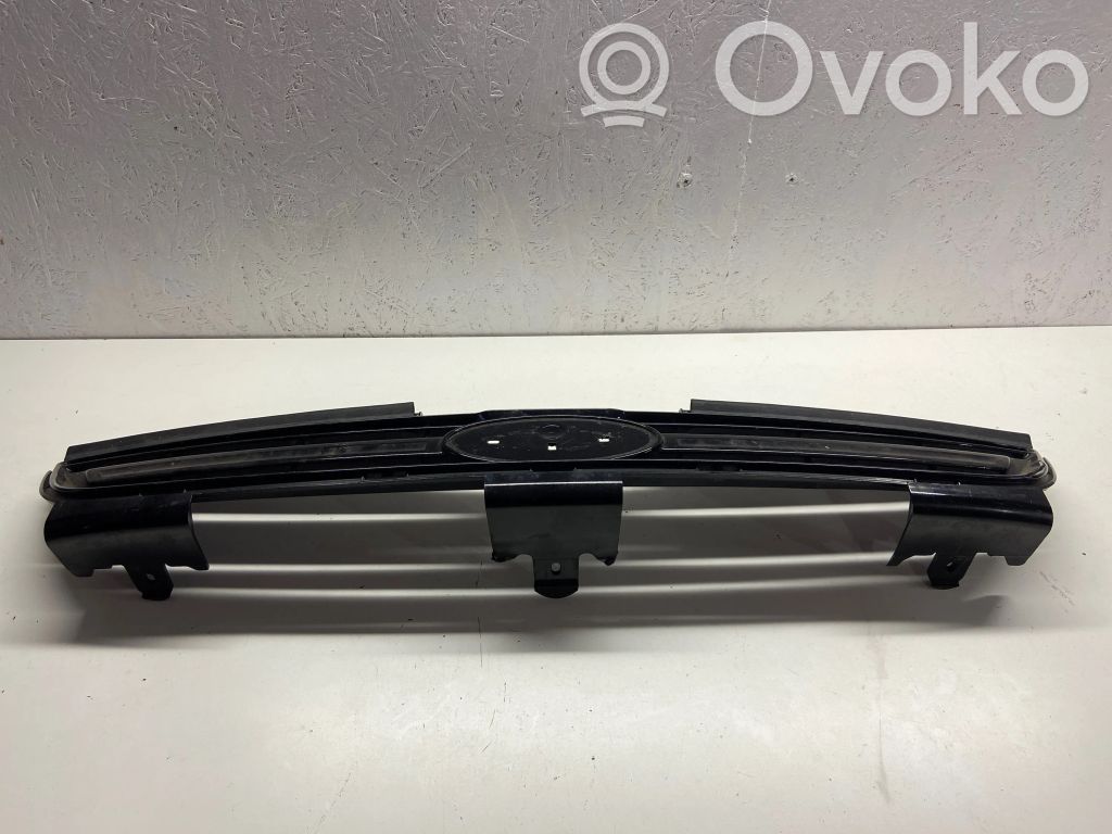 Ford S-MAX Front bumper upper radiator grill 