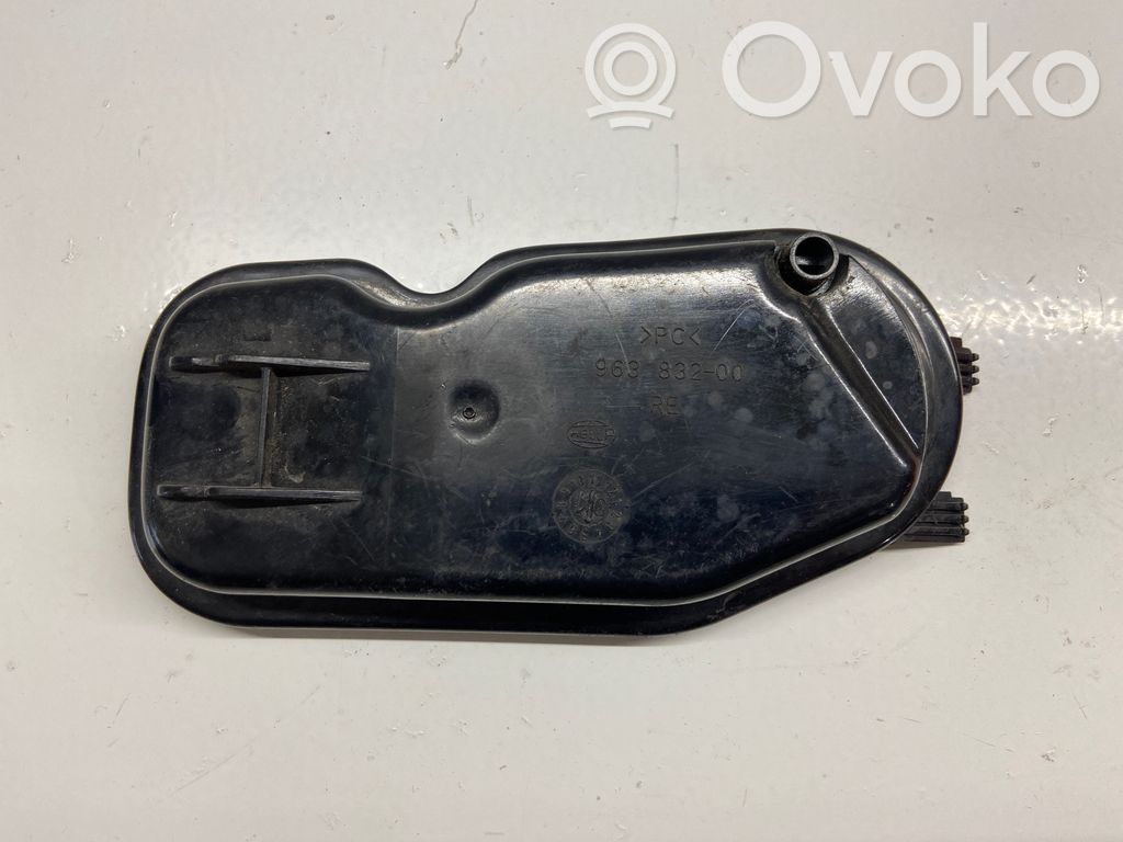 Volkswagen Polo III 6N 6N2 6NF Deckel Abdeckung Scheinwerfer 