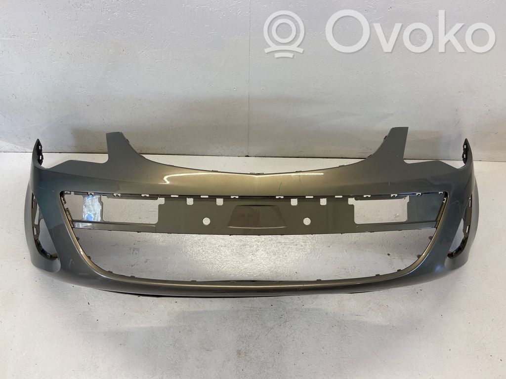 Opel Corsa D Parachoques delantero 