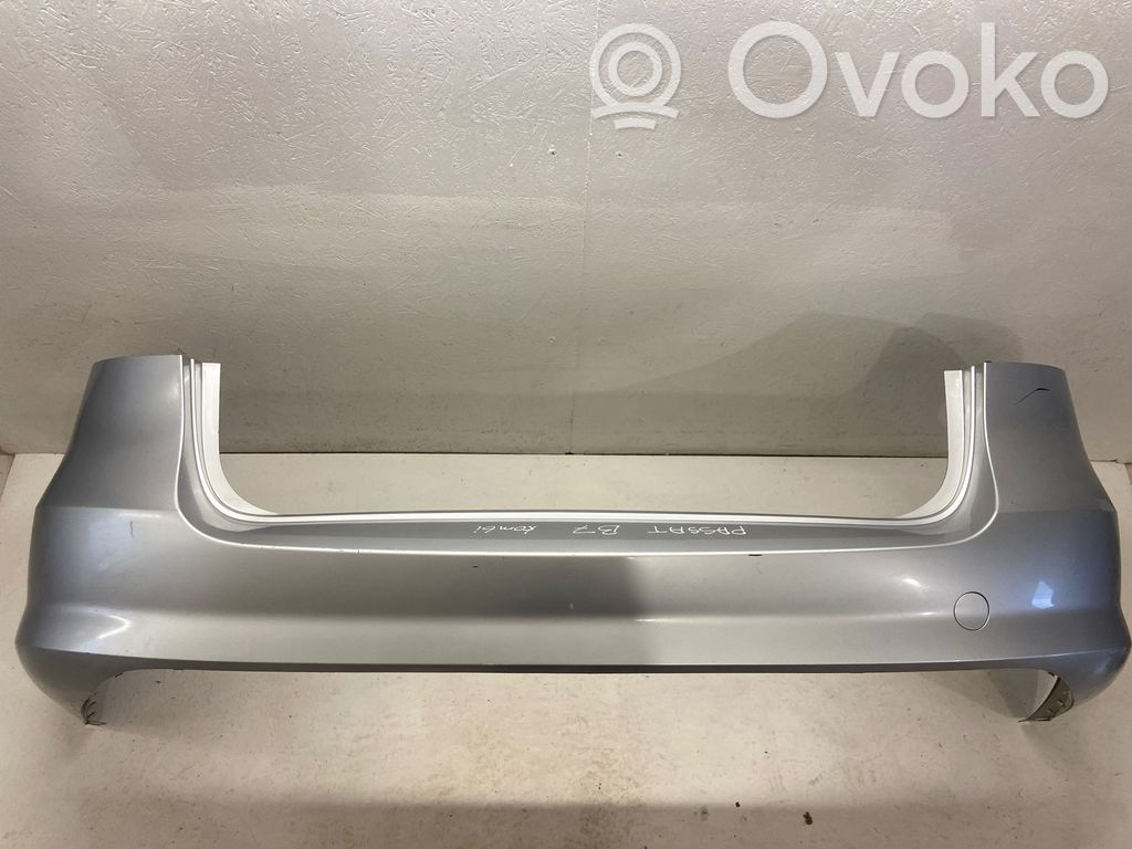 Volkswagen PASSAT B7 Parachoques 