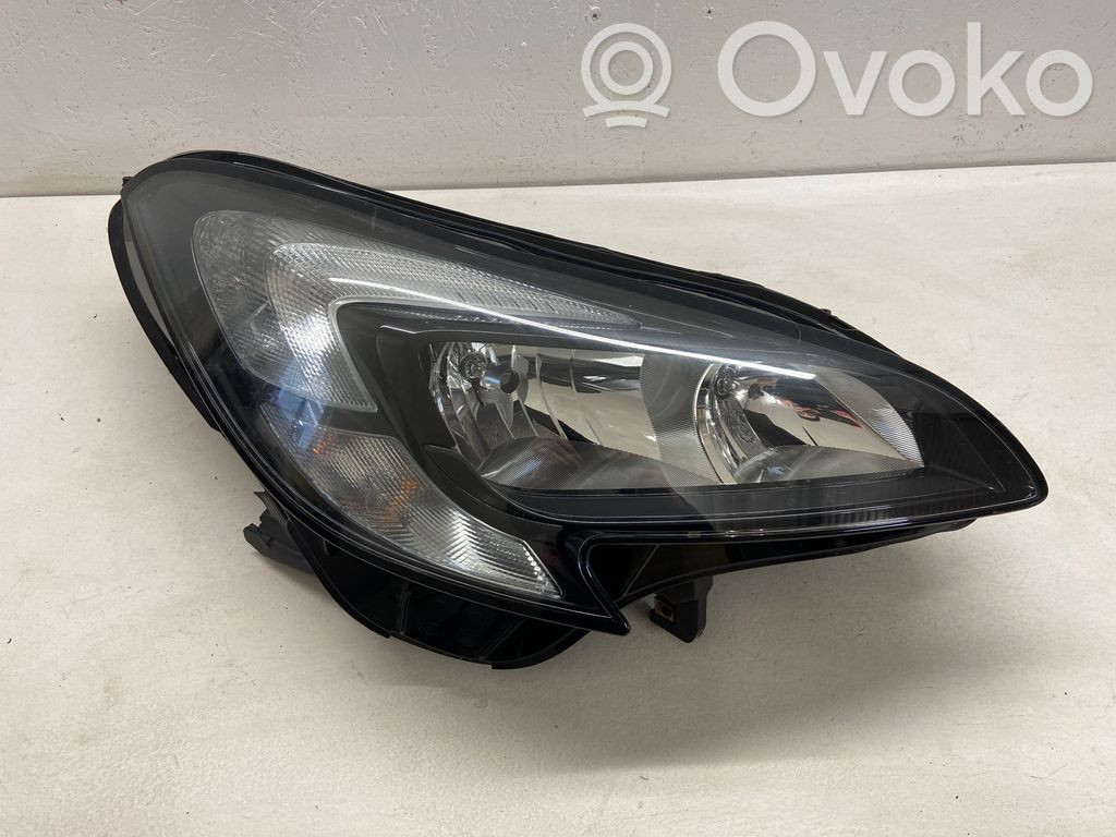Opel Corsa E Headlight/headlamp 
