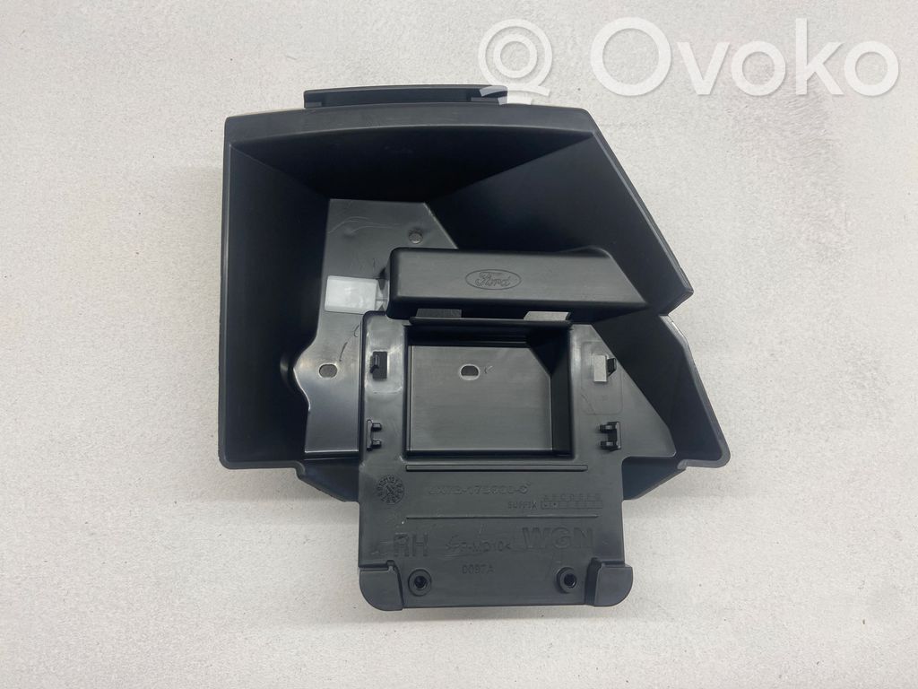 Ford Focus Rear bumper mounting bracket 