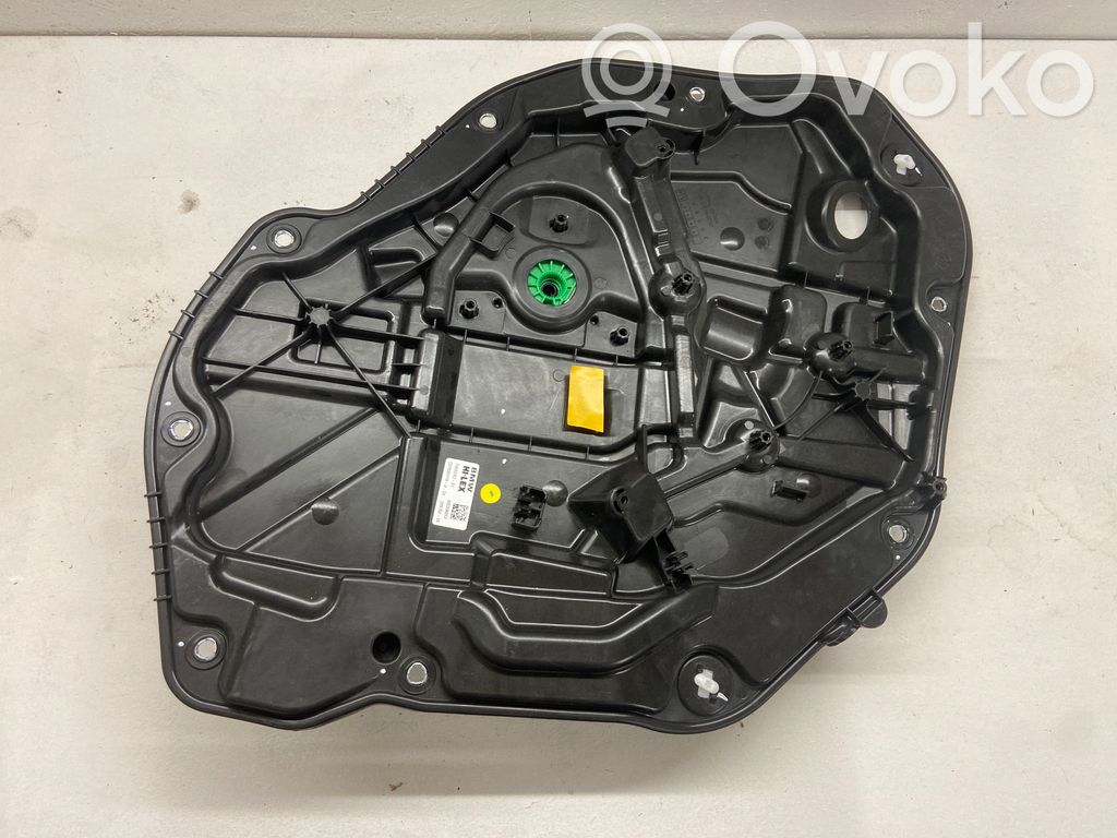 BMW 1 F40 Elektryczny podnośnik szyby drzwi tylnych 