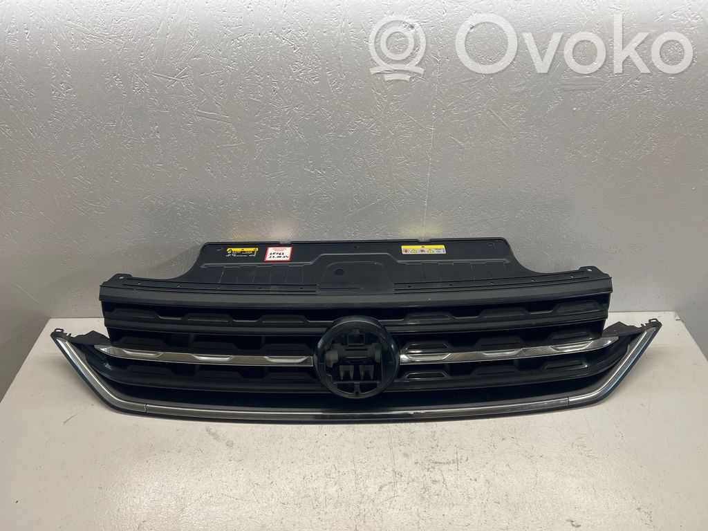 Volkswagen T-Roc Griglia superiore del radiatore paraurti anteriore 