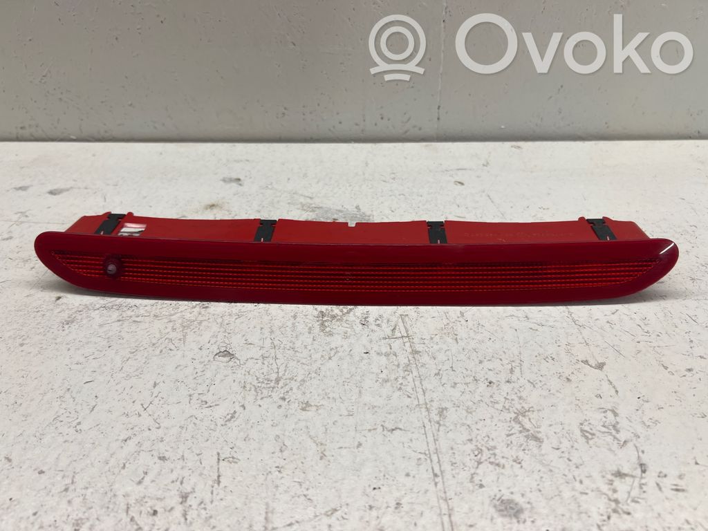 Volkswagen Golf VII Trzecie światło stop 